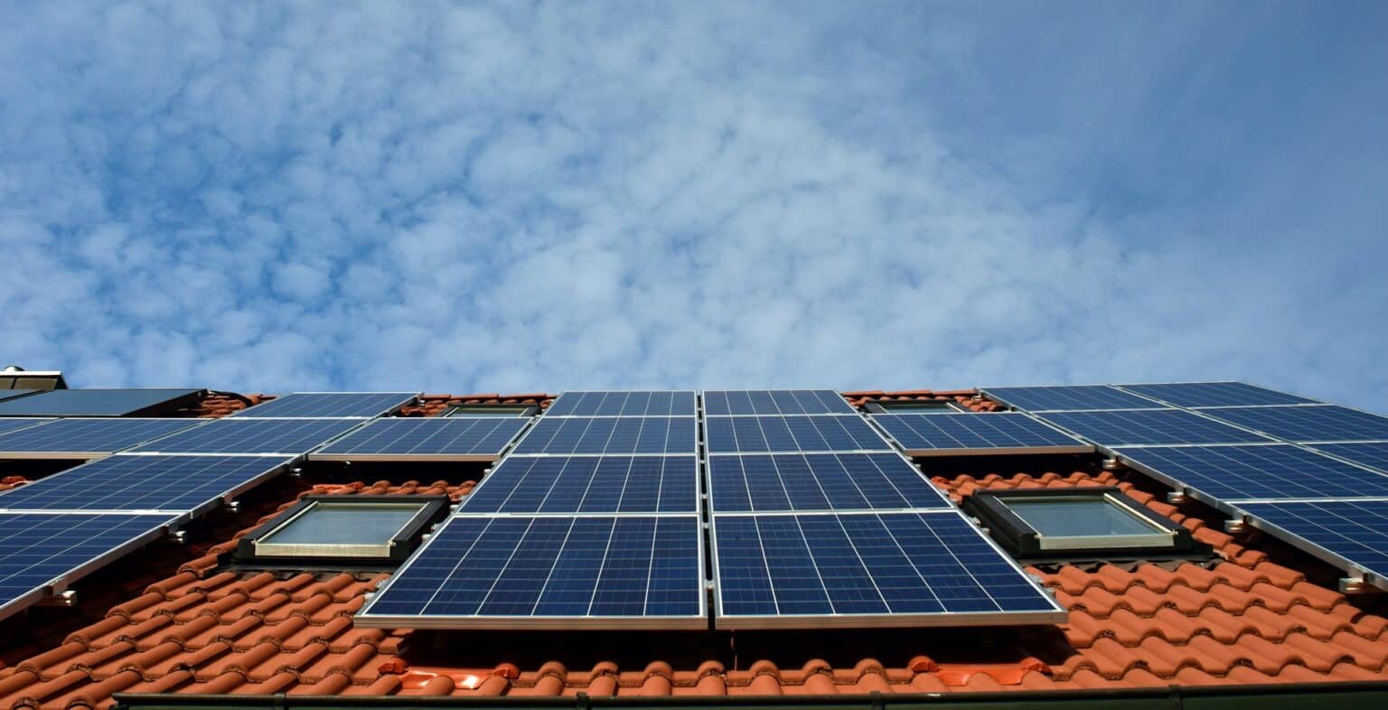 Cómo funcionan las placas solares fotovoltaicas? - Iberdrola