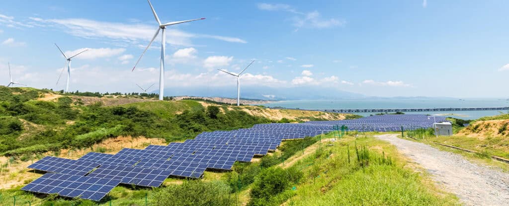 Vista parque eólico y parque solar iberdrola